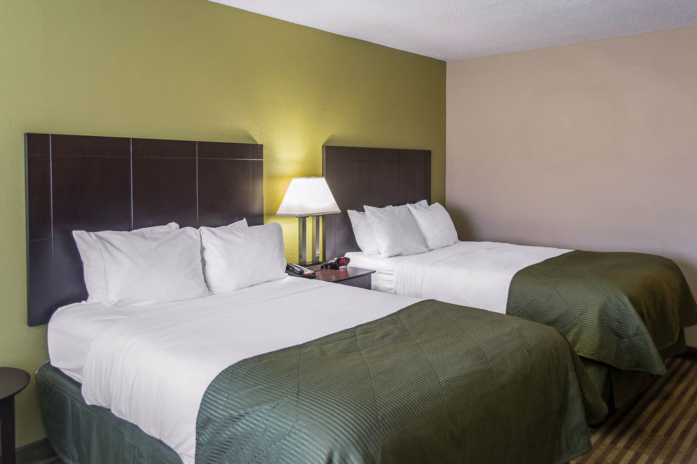 Clarion Hotel Beachwood-Cleveland Bagian luar foto